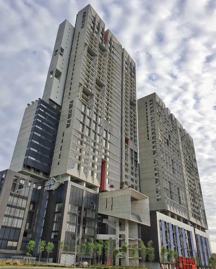 Tamarind Suites Cosy Studio Cyberjaya Exterior foto